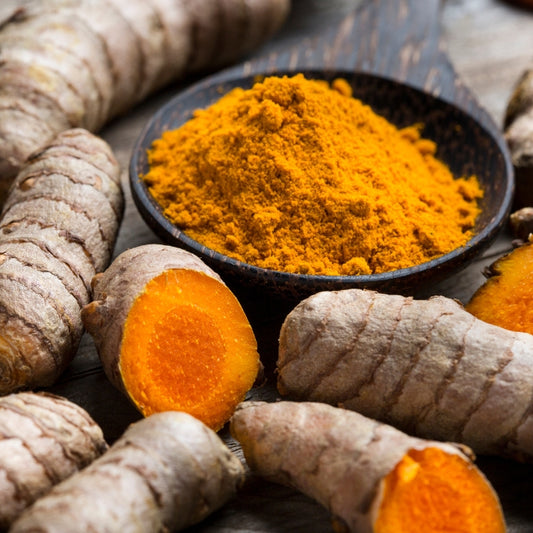 Curcuma: proprietà e benefici della spezia indiana